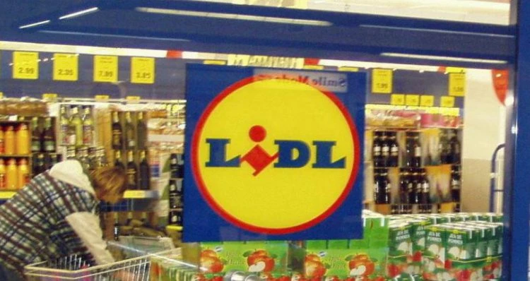 Συναγερμός  στα Lidl: Ποια τα 43 προϊόντα που αποσύρονται άμεσα; Εννέα θάνατοι ήδη – Προσοχή…